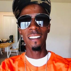 Meet your Posher, Isaac